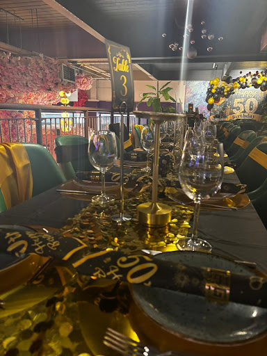 Photo of Grand Sultan - 15 Savoy Cres, Milton Keynes MK9 3PU